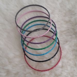 7 Metal Bangles